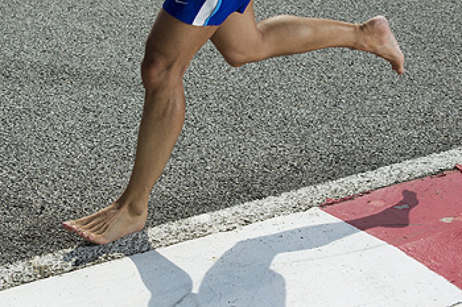 Barefoot running clearance and plantar fasciitis